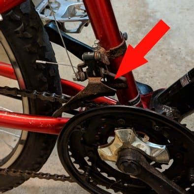 To efficiently adjust the bike's gears, you need to be able to switch chains to a lower gear. Mongoose Mountain Bike Gear Adjustment: A Complete Guide ...