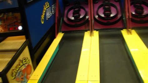 Chuck E Cheese Skee Ball 2nd Try Youtube