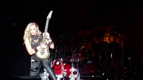 Alice Cooper Nita Strauss Guitar Solo Gilford Nh 8 11 19 Youtube