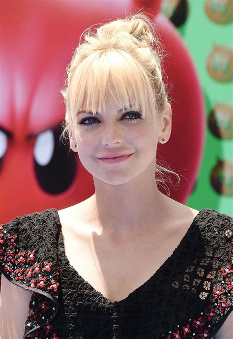 30 Celebrities Who Have Openly Owned Up To Plastic Surgery Anna Faris