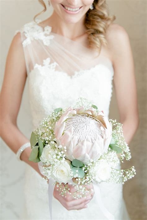 Maybe you would like to learn more about one of these? 25 Breathtaking Wedding Bouquets You'll Want to Steal!