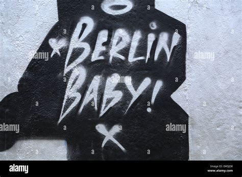 East Side Gallery Berlin Germany Graffiti Stock Photo Alamy