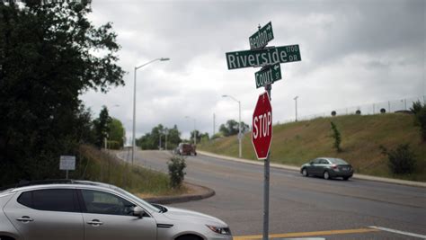 Redding City Council officials wish to close stretch of Riverside Drive