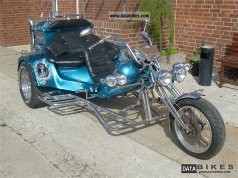 If you ever wanted to cruise around town like batman in the batmobile, then the polaris slingshot is. three seat harley trike | 1996 Rewaco HS1 Family 3 seater ...