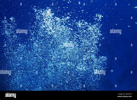 Airbubbles Hi Res Stock Photography And Images Alamy