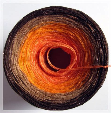 A mango is a stone fruit produced from numerous species of tropical trees belonging to the flowering plant genus mangifera, cultivated mostly for their edible fruit. SCHOKO-ORANGE {mit Glitzer} | Bobbel wolle, Farben, Mütze ...