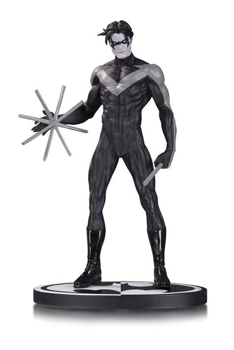 NYCC 2016 - DC Collectibles Nightwing and Wonder Woman Movie Statues