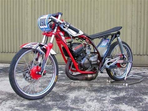 Mohon maaf lahir dan batin. √ Modifikasi RX King: Road Race, Drag, Simple Lengkap+Gambar