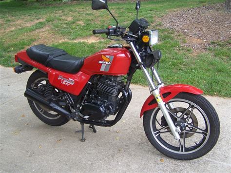 Select a value or price type. Honda FT500 Ascot - courtesy of cx500forum.com - BikesRepublic