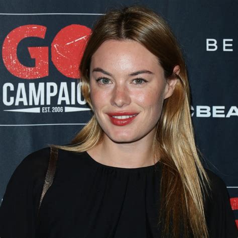camille rowe wiki 2021 net worth height weight relationship and full biography pop slider