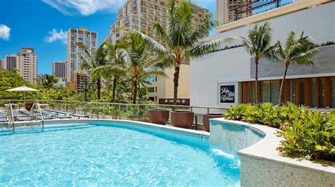 Waikiki Beach Hotel In Honolulu Hawaii Hilton Garden Inn