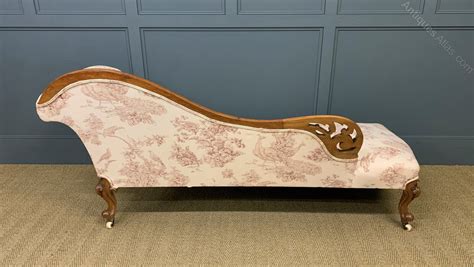 Victorian Walnut Scroll End Chaise Longue Antiques Atlas