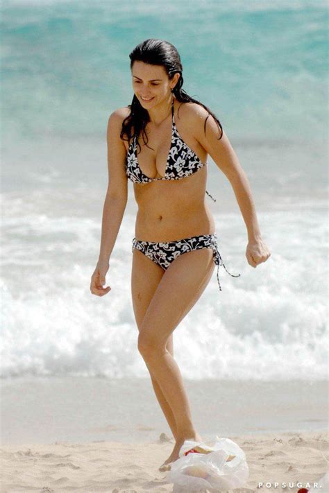 28 of penélope cruz s sexiest snaps bathing suits penelope cruz celebrity bikini bodies