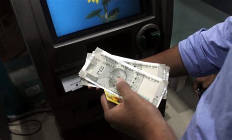Rbi Increases Atm Withdrawal Limit To Rs 10000 Per Card Per Day