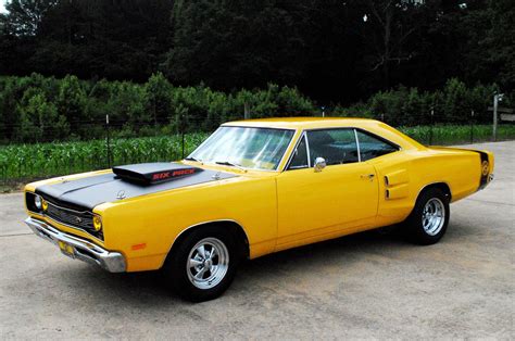1969 Dodge Coronet Superbee Yellow Plymouth Muscle Cars Vintage