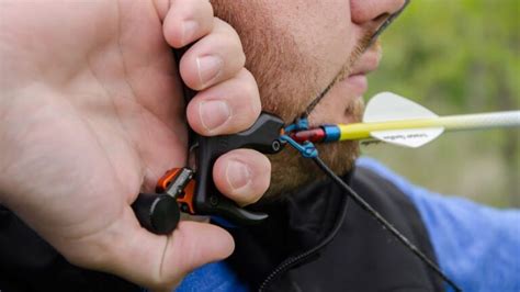8 Steps On How To Shoot A Recurve Bow With A Release With Benefits