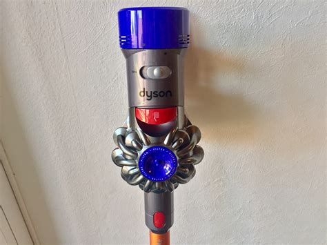 During the day, cleaning the house en prepare meals. Staubsauger Sauberkeit Putzen Dyson 3 - Haus Stallmeister ...