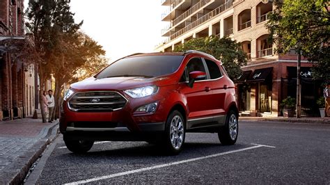 That's about where the praise ends in this category. 2020 Ford® EcoSport Compact SUV | Style Features