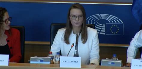 Mój mąż to szperacz wiadomości z internetu. Zero zaskoczenia. Kozlovska nadaje na rząd: Wprowadził ...