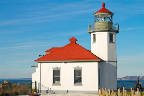 Update Iconic Alki Point Lighthouse Will Celebrate 100th Birthday