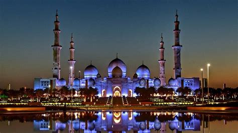 Ten Most Beautiful Mosques All Around The World
