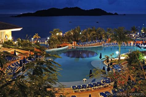 Foodie & walking tour in zihuatanejo, what nice tour to take and explore the downtown of zihuatanejo, meantime discovery the variety of dishes from the. 2017 Ixtapa Mexico Photo Expedition - All Inclusive ...