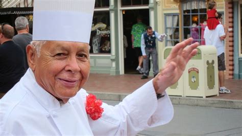 Disneylands Oldest Employee To Celebrate 60 Years Of Service At Theme
