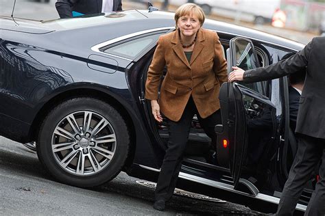Haben nie ein problem nicht bewältigt. Angela Merkel Auto / Der Erste Vw Golf Von Angela Merkel ...