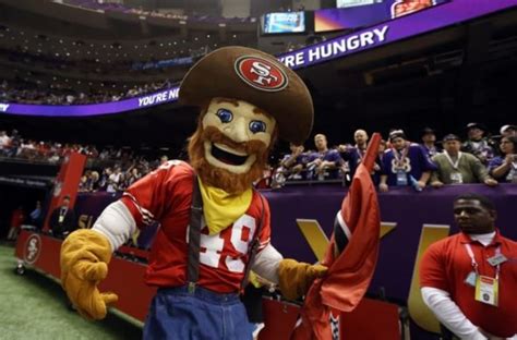49ers Mascot Sourdough Sam Gets Revamped Wardrobe From Levis Photo