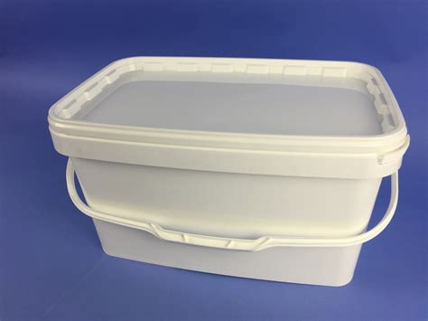 White Rectangular Bucket 121 Litre Complete With Tamper Evident Neck
