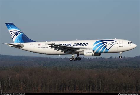 Su Gas Egyptair Cargo Airbus A300b4 622rf Photo By Oliver Pudwell