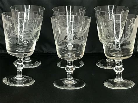 Set Of 6 Vintage Etched Leaves And Berries Pattern Stemmed Drinking Glasses In 2020 Glass