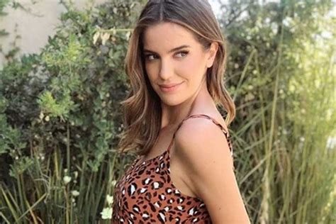 Millaray viera aguirre (santiago, 16 de octubre de 1987) es una presentadora de televisión y actriz chilena que ha hecho carrera tanto en su país natal como en méxico. El divertido trolleo de Millaray Viera a Álvaro López - En ...