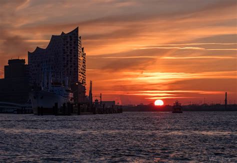 Sonnenaufgang Am Hamburger Hafen Andreas Kreutzer Fotografie