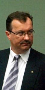 The defendant claims that the court improperly determined that (1) his unvested interest in his employer's performance based deferred compensation. Czarzasty idzie na wojnę z Kublik - Archiwum Rzeczpospolitej