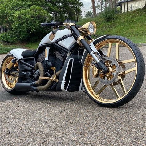 Harley Davidson Custom Vrod Gold By Curran Customs
