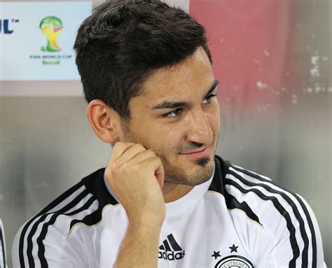 Dortmund en la temporada 2020 en as.com. İlkay Gündoğan - Wikipedia