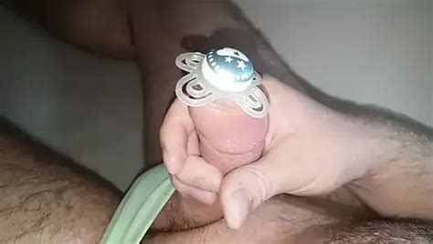 harnröhre die in einem kondom klingt mit cockring xhamster