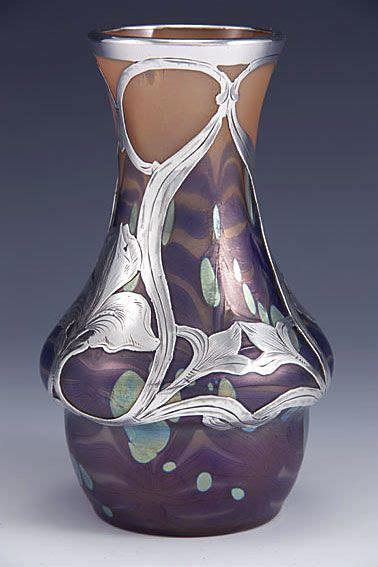 Loetz Art Nouveau Iridescent Glass Vase With Silver Overlay Cytisus Oeuvre D Art Modele