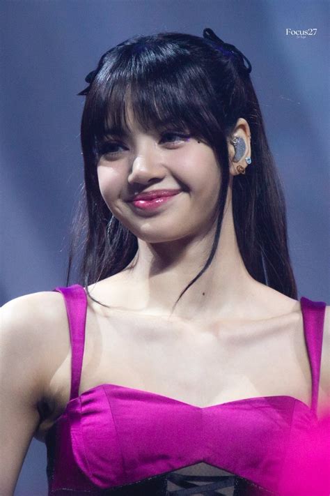 221212 Blackpink Lisa Born Pink Concert In Paris Day 2 Kpopping
