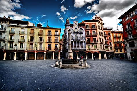 Fileplaza Del Torico Teruel Wikimedia Commons