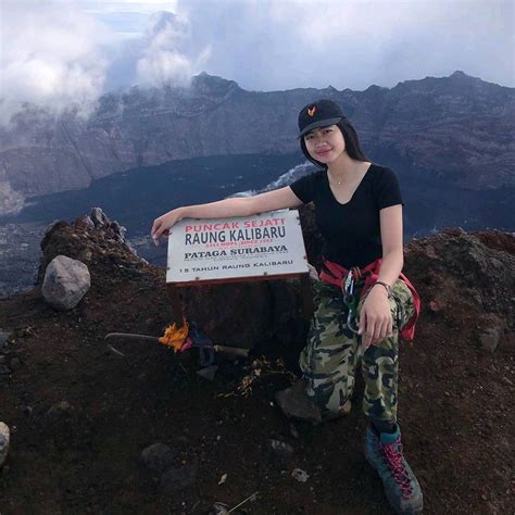 Gunung sinabung,merapi u0026 semeru erupsi bersamaan !! generasi pendaki