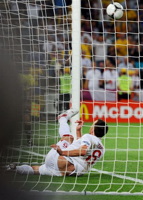 Deutschland ist im achtelfinale der euro 2020. EM-Aus für Ukraine: Wut nach nicht gegebenem Tor gegen England - DER SPIEGEL