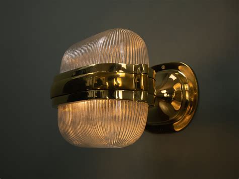 Henley Wall Light Brass — Felix Lighting Specialists