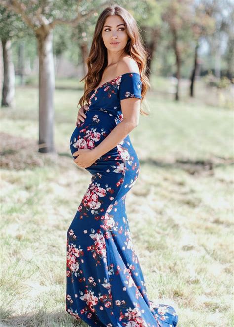 What To Wear For Your Maternity Photo Shoot 12 Maternity Dresses For