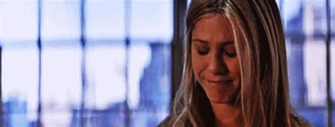 Gets Jennifer Aniston  Find And Share On Giphy