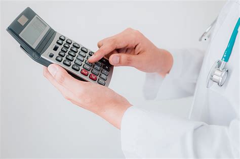 The bank is a competent partner for financing high quality, residential properties as well as investment properties for. Die Deutsche Apotheker- und Ärztebank (ApoBank ...