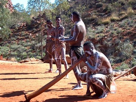 aboriginal people in alice springs australia luís ferreira flickr