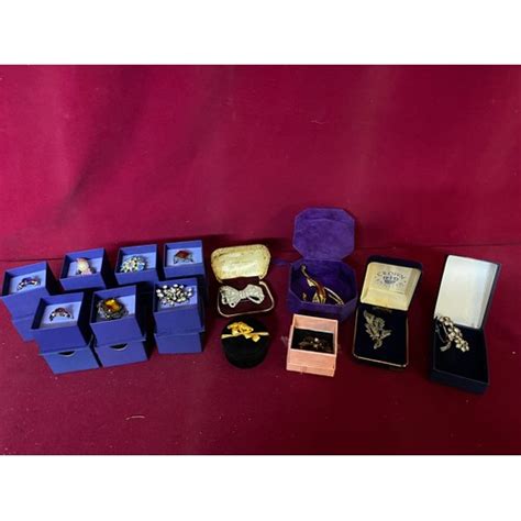 Collection Of Vintage Costume Jewellery Including Boxed Rings And Brooches