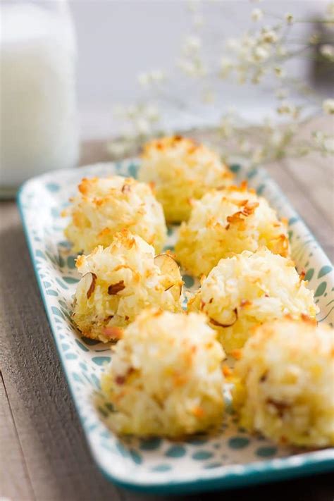 Coconut Macaroons Recipe With Almond Slices